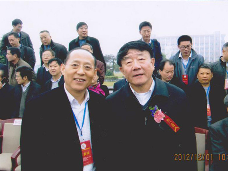 张晋生教授与中国民办教育协会会长王佐书合影