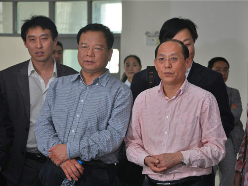 张晋生教授与省政协原党组成员 机关党组书记 秘书长姚增战合影