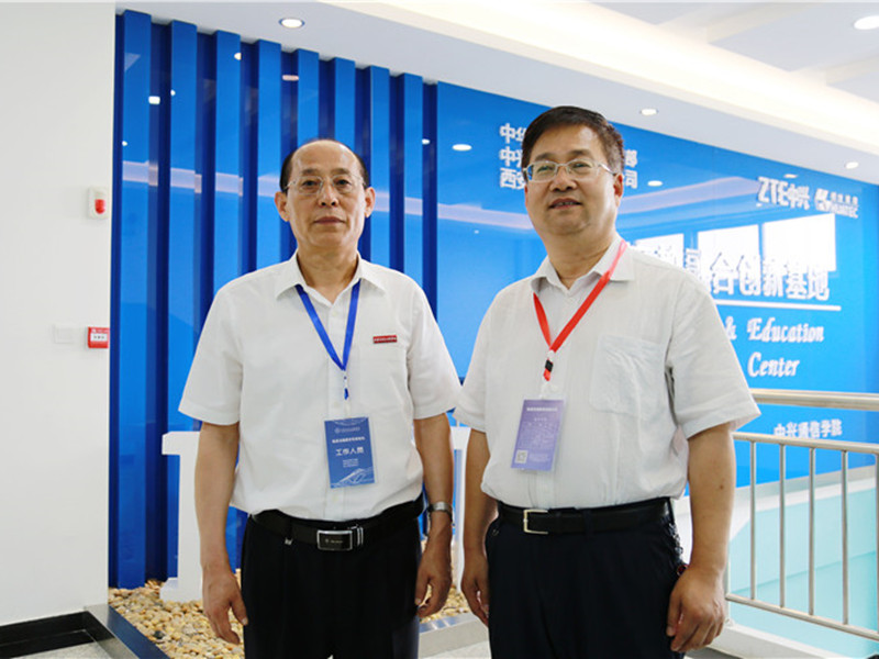 张晋生教授与陕西省委高教工委原副书记李智军合影